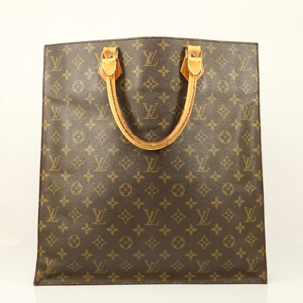 ‼️ SOLD‼️ AUTH Louis Vuitton Monogram Shoulder Bag